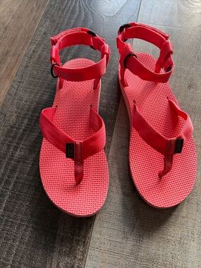 Teva Original Universal Coral Sport Sandals Womens Size 8 Hiking